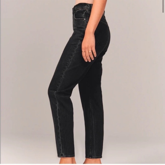 Abercrombie & Fitch The Mom High Rise Jeans Black Size 26/2 - Picture 5 of 15